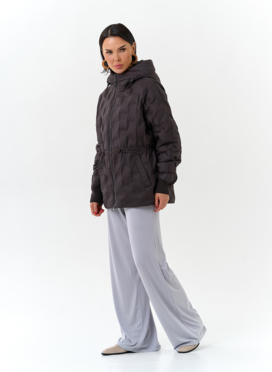 Женская куртка с капюшоном