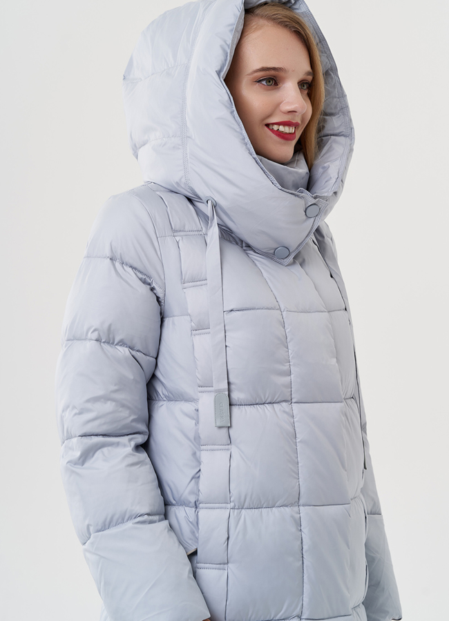 Женский пуховик с капюшоном  модель № 82045 универмаг малина