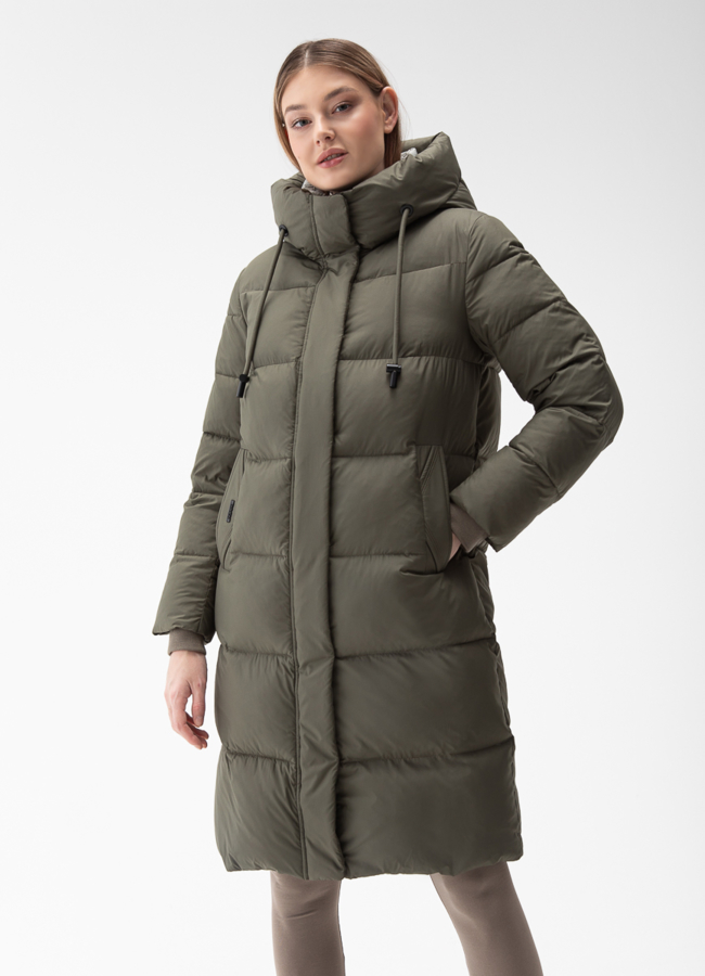 Женский пуховик с капюшоном  модель № 28407 меха малина