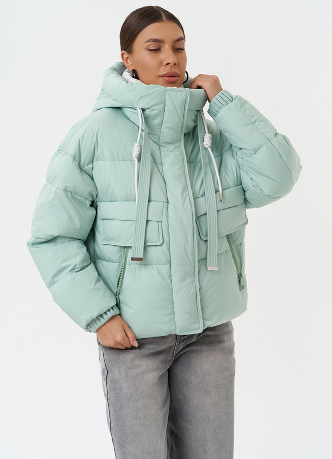 Яркая куртка с капюшоном модель № 28494 в кредит