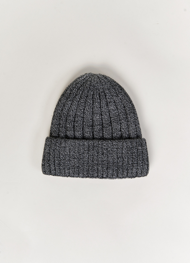 Мужская шапка модель № 10625 меха малина