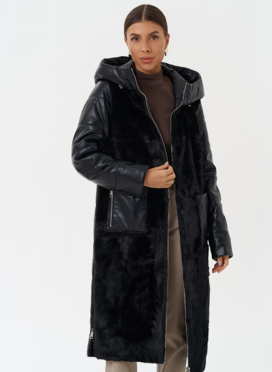 Пуховик из эко кожи с капюшоном