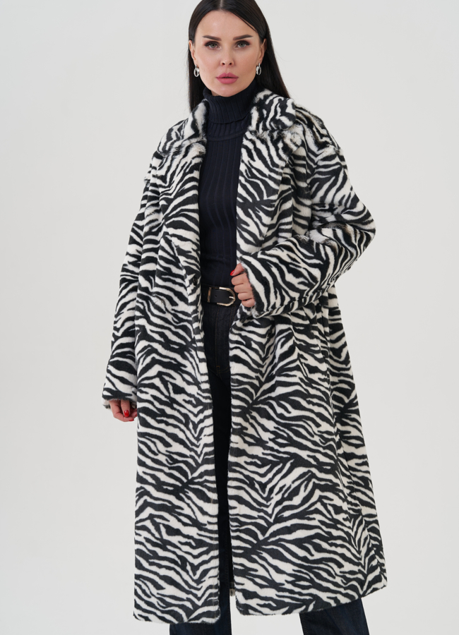 Пальто с английским воротником из эко меха модель № 24912 в рассрочку