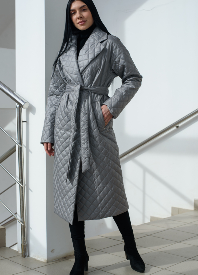 Плащ женский с английским воротником   модель № 22545 меха малина