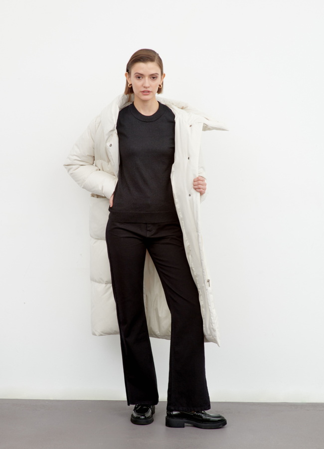 Длинный светлый пуховик  модель № 79411 универмаг малина