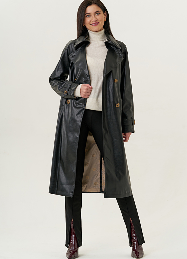 Женский плащ из эко кожи с английским воротником модель № 21844 в рассрочку