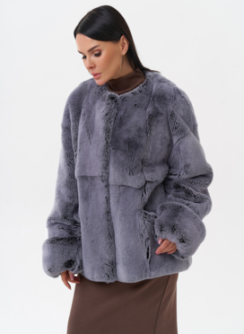 Короткая шуба из меха кролика Короткая шуба из меха кролика