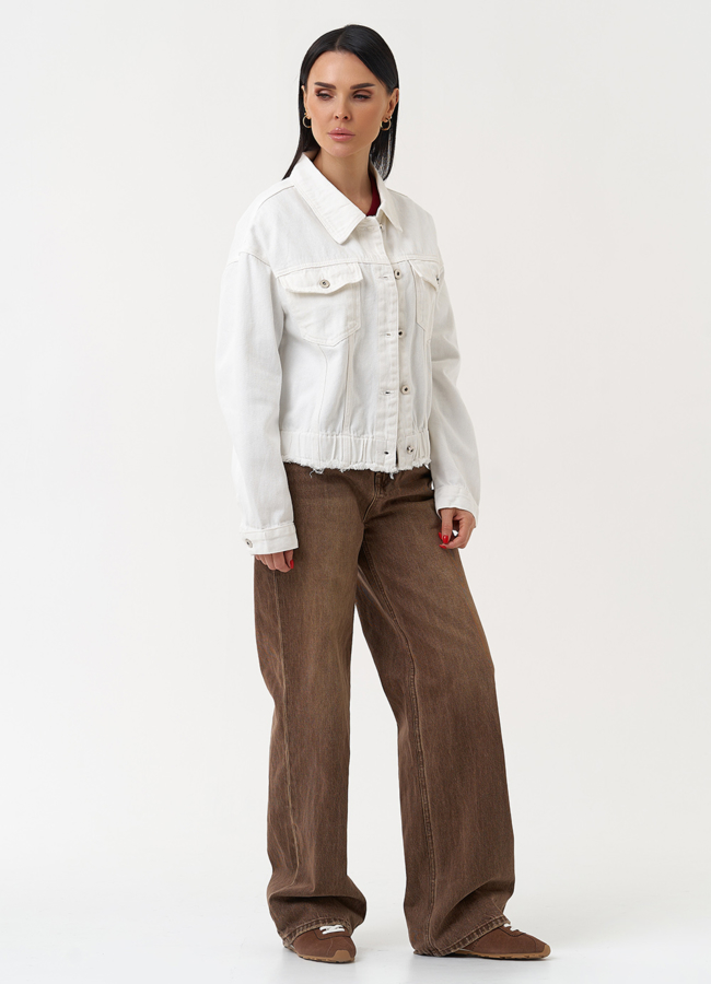 Женская джинсовая куртка белого цвета модель № 30435 в кредит Женская джинсовая куртка белого цвета модель № 30435 в кредит