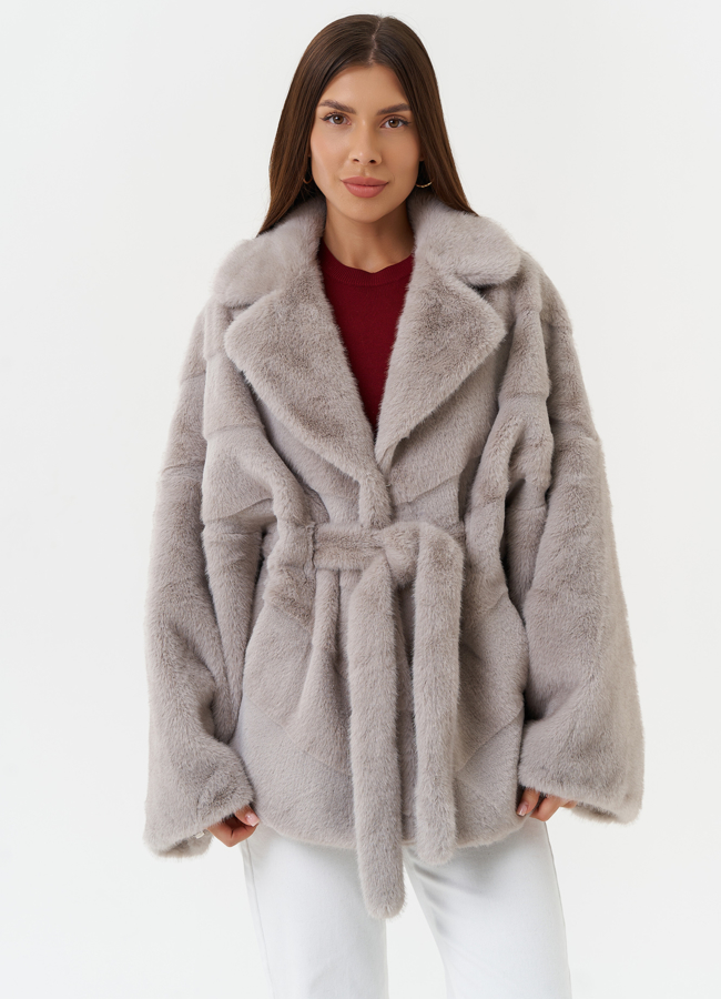 фото Короткая шуба из эко меха с поясом модель № 27714