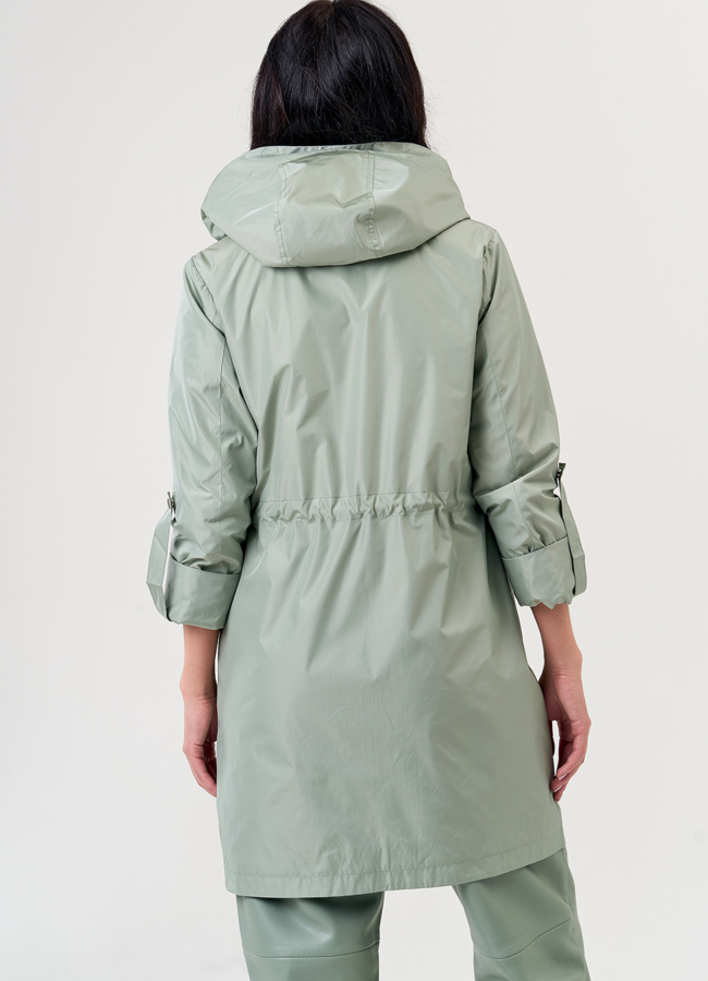 Плащ женский зеленого цвета с капюшоном модель № 21258 в кредит