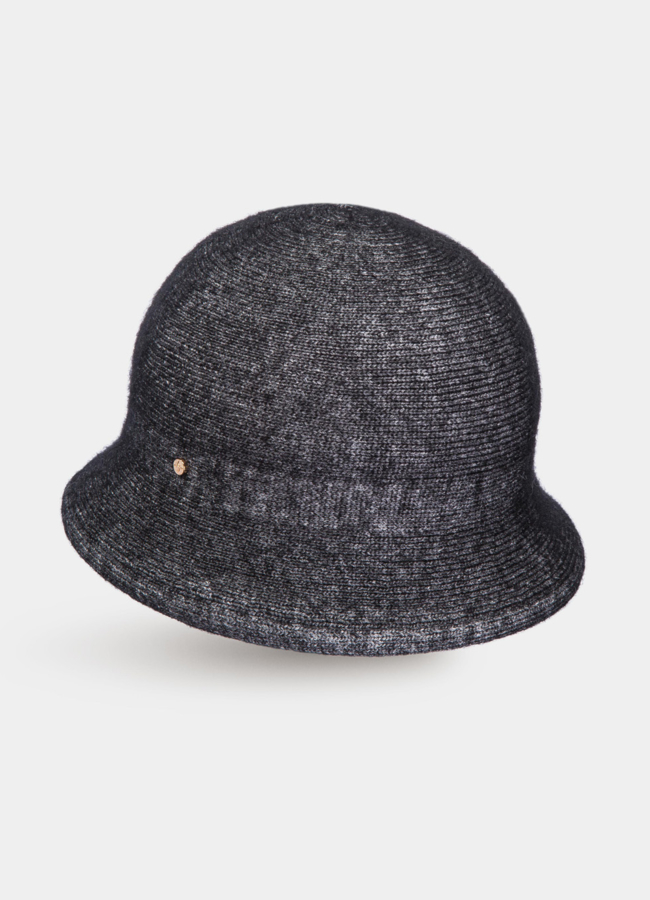 Шляпа  модель № А-102 меха малина