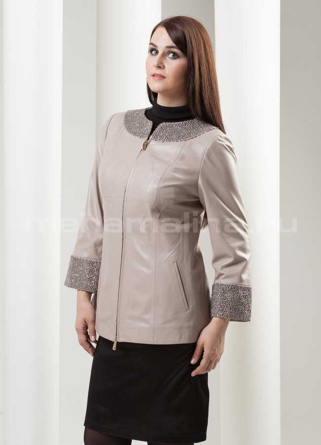 Кожаная куртка с аппликацией  модель № K-166 меха малина