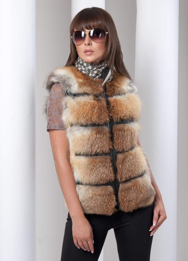 Меховая жилетка модель № M-1 меха малина