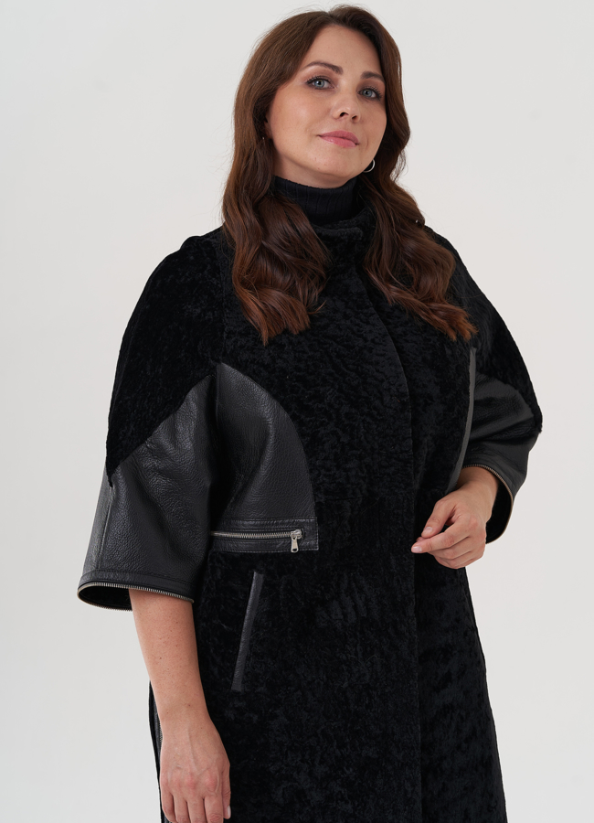 Женская дубленка черного цвета  модель № 82469 в рассрочку