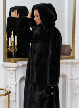 Женская шуба из скандинавской норки с капюшоном