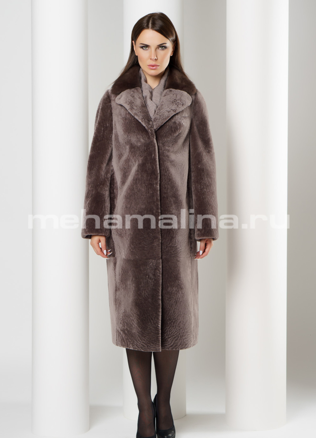 Удлиненная шуба из астрагана модель № S-617 в рассрочку