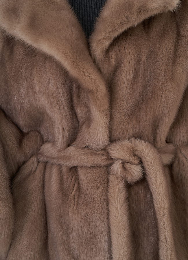 Шуба из норки под пояс модель № 24821 в рассрочку