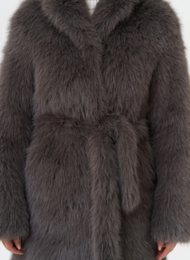 Шуба из эко меха под песца