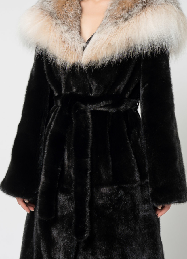 Шуба из скандинавской норки с рысью модель № 1501 универмаг малина