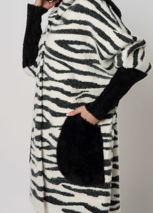 Женское пальто с принтом  модель № 956 универмаг малина