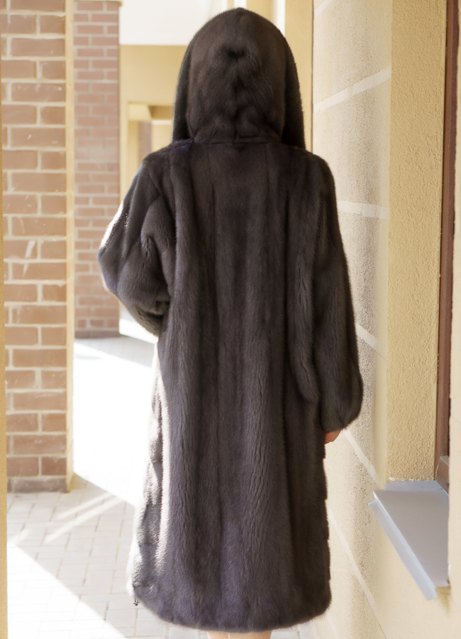 фото Норковая шуба оверсайз капюшоном  модель № 413