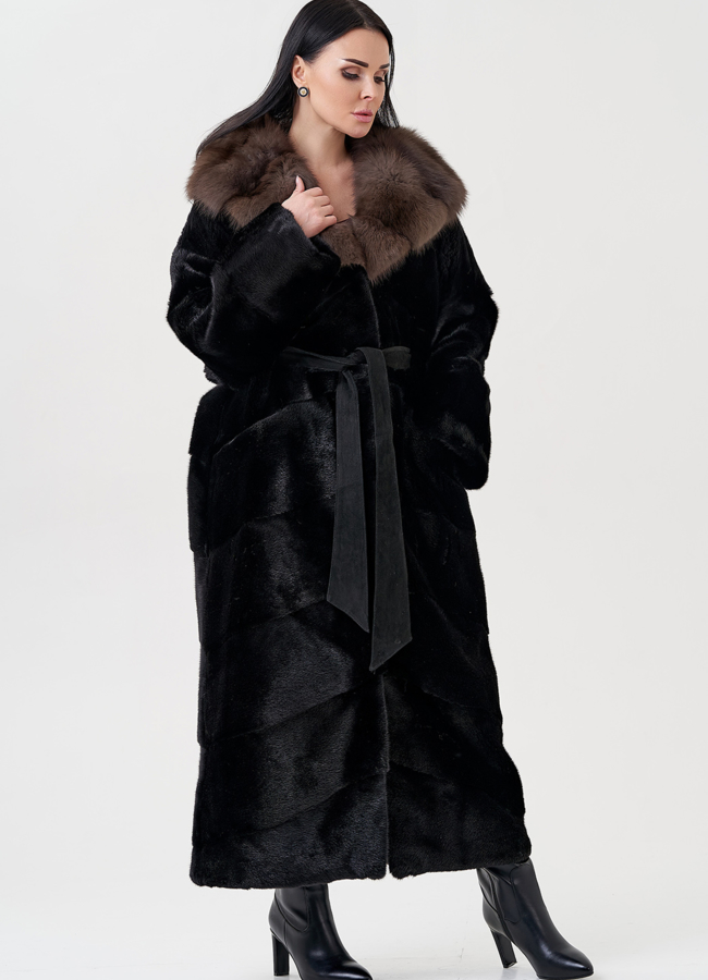 Норковая шуба с капюшоном из куницы  модель № 80059 универмаг малина