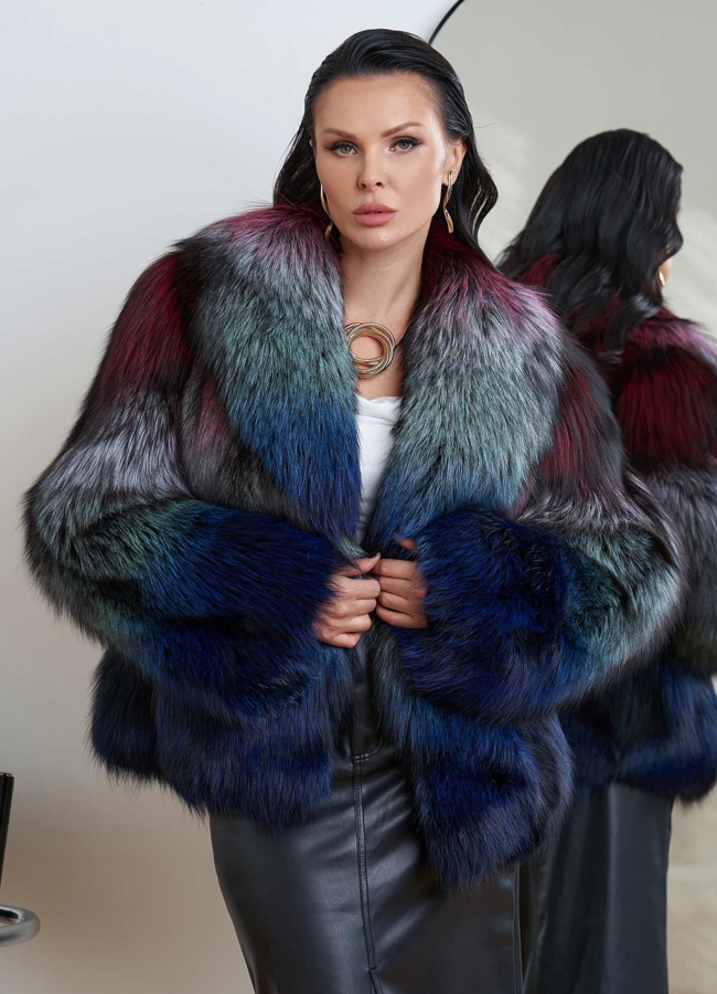 Шуба из меха чернобурки модель № 28591 меха малина