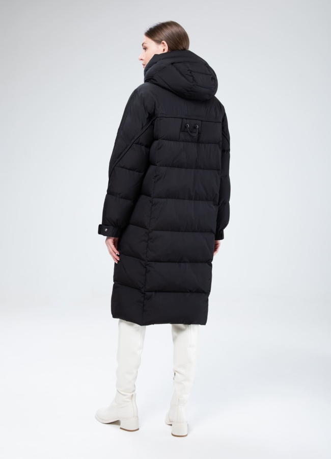 Женский пуховик с капюшоном черного цвета  модель № 25778 универмаг малина