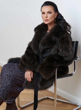 Шуба из меха канадского енота Шуба из меха канадского енота