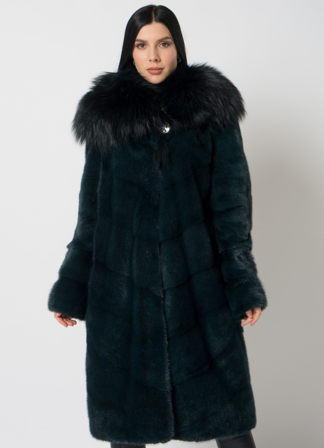 Шуба из норки зеленого цвета с капюшоном модель № 1406 универмаг малина