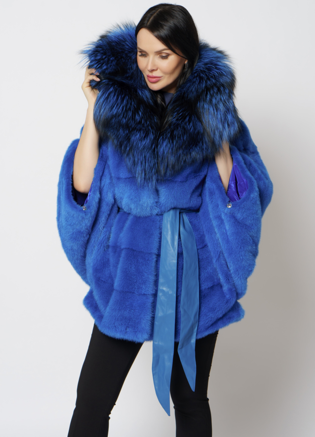 Норковая шуба синего цвета с капюшоном из чернобурки модель № 19443 универмаг малина