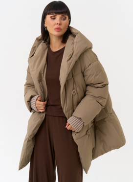 Женский пуховик с акцентными пуговицами Женский пуховик с акцентными пуговицами