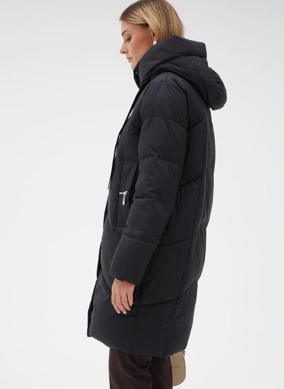 Женский пуховик с капюшоном