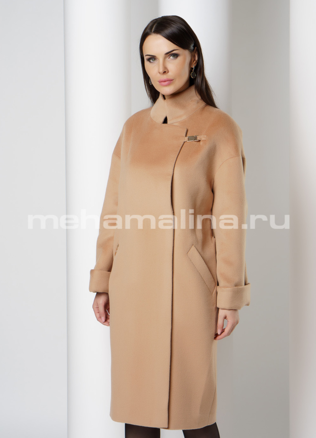 фото Пальто со стойкой на кнопках в цвете кэмел модель № 035