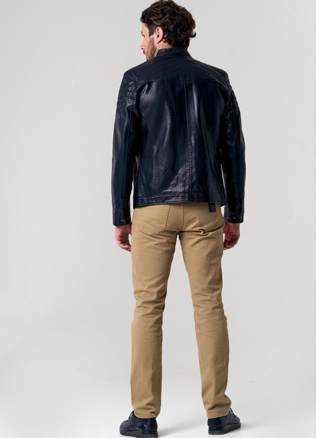 Куртка из эко кожи черного цвета модель № 1902 универмаг малина