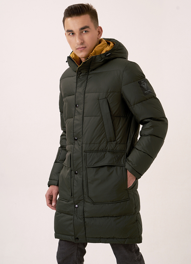 Удлиненный пуховик с капюшоном модель № 0992 меха малина