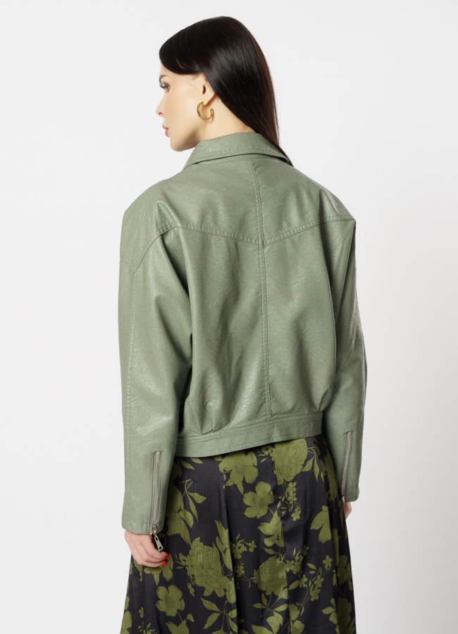 Куртка из эко кожи зеленого цвета модель № 830 универмаг малина