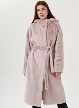 Длинное пальто из искусственного меха