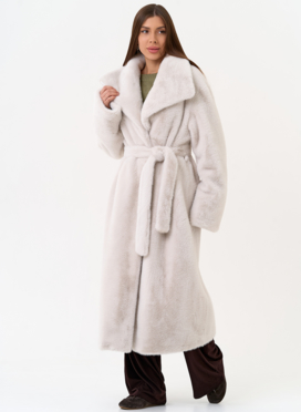 Длинная шуба из эко меха с отложным воротником Длинная шуба из эко меха с отложным воротником