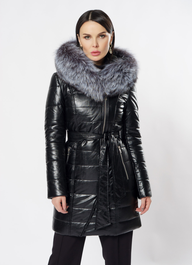 Пуховик из эко кожи с капюшоном  модель № 8779 меха малина