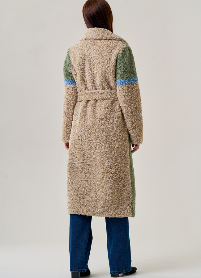 фото Удлиненное женское пальто из искусственного меха модель № 23237