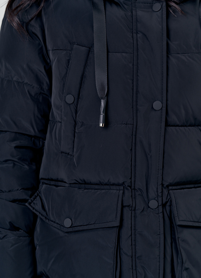 Женский пуховик прямого кроя в черном цвете модель № 3579 универмаг малина