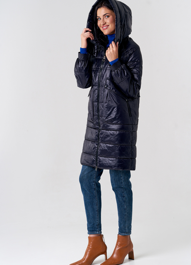 Демисезонное пальто черного цвета модель № 21576 в рассрочку