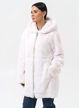 Шуба из меха кролика с капюшоном