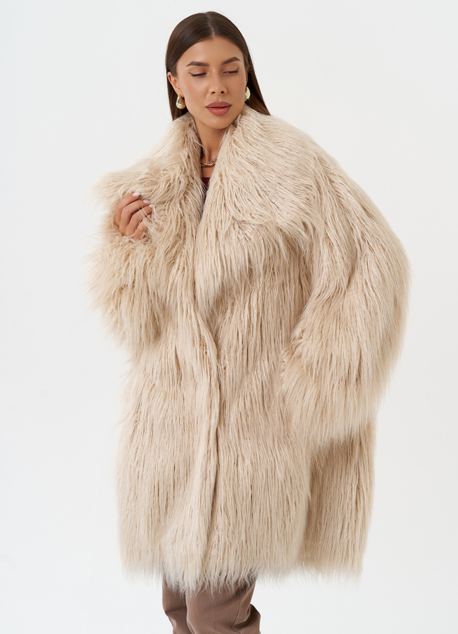 Женское полупальто из эко меха под ламу модель № 28545 в кредит