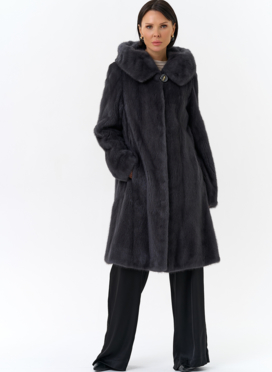 Норковая шуба годе/балетка в роспуск с капюшоном цвета графит