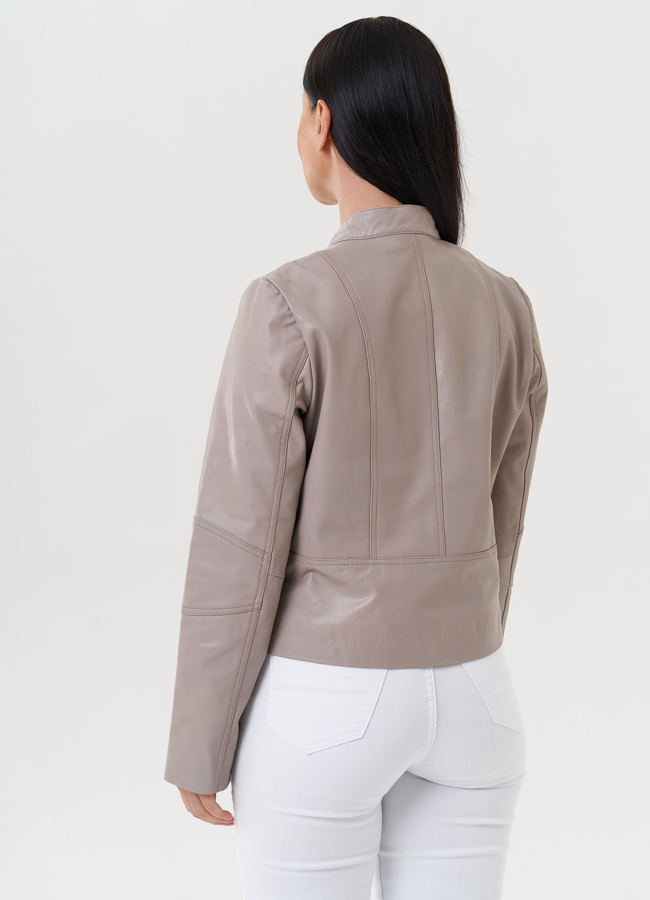 Женская куртка  Женская куртка