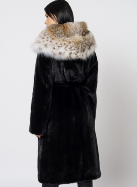 Норковая шуба с рысью в черном цвете