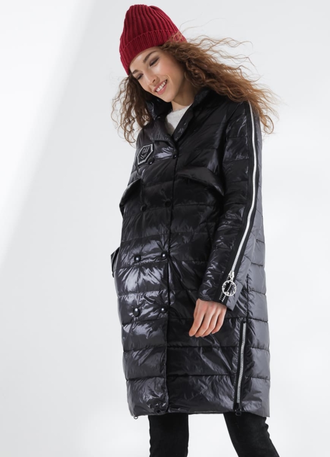 Пальто в черном цвете модель № 7760 меха малина