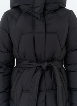 Женский пуховик с поясом